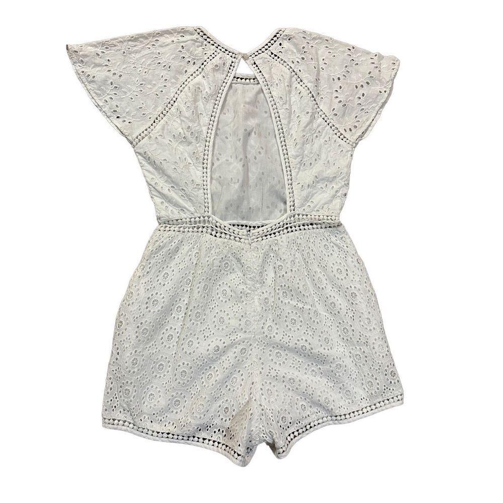 Tularosa Revolve Milk white eyelet lace cutout back Brynn romper sz Small - Picture 5 of 12